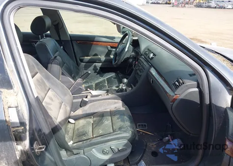 2002 Audi A4 3.0 из США, поврежденный, VIN WAULT68E62A309019